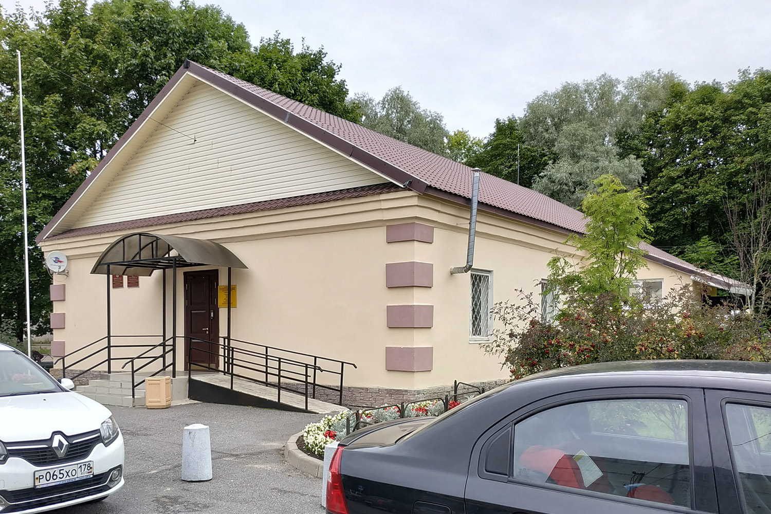 Гатчинский округ, прочие н. п., Сяськелево, Центральная улица, 12а Гатчинский округ, прочие н. п., Сяськелево, Центральная улица, 12а