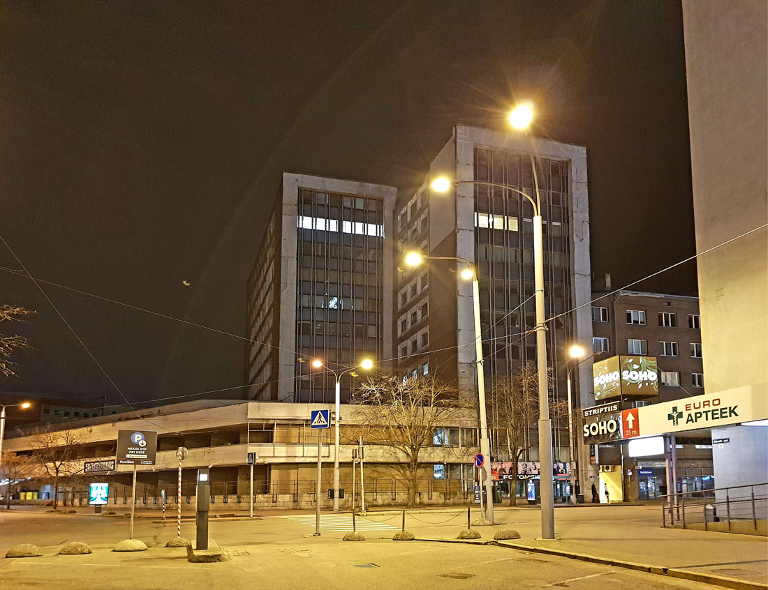 Таллин, Rävala puiestee, 8