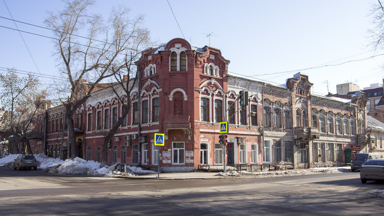 Самара, Ленинградская улица, 92 / Садовая улица, 61