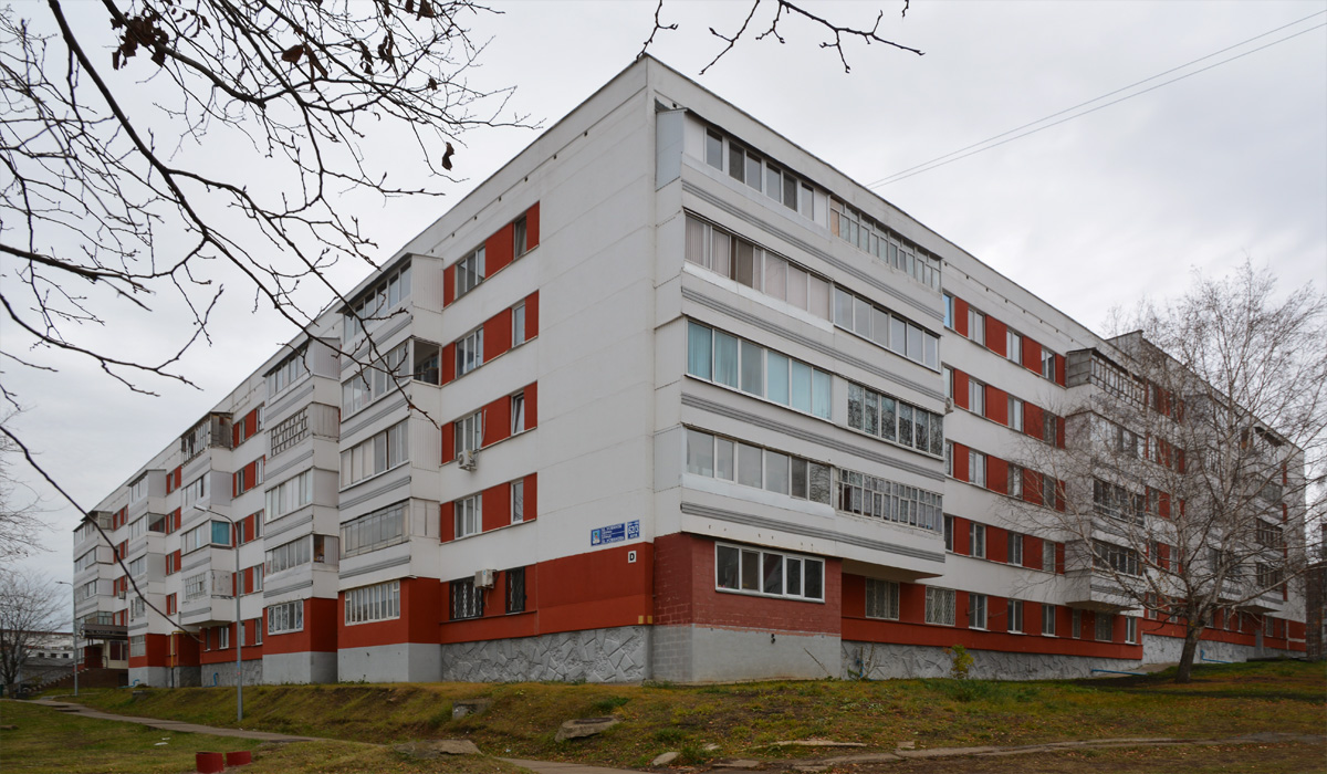 Nabierieżnyje Czełny, Улица Шамиля Усманова, 62 / Улица Пушкина, 3