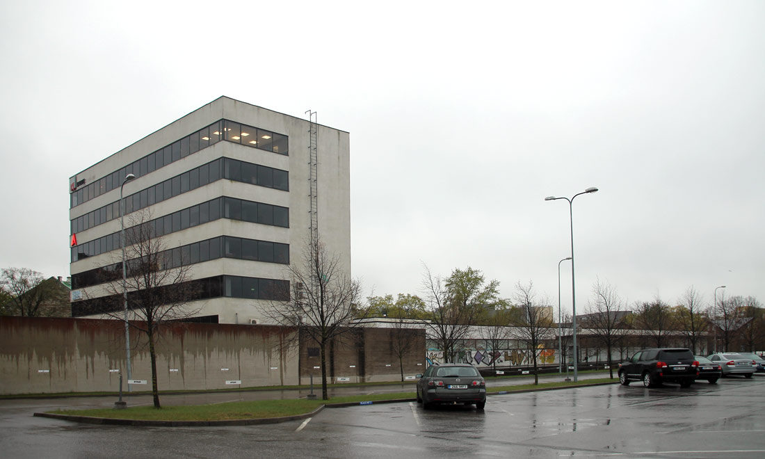 Таллин, Toompuiestee, 33a