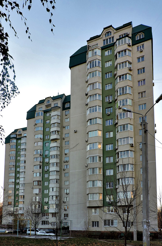 Харьков, Улица Академика Павлова, 142Б корп. 3; Улица Академика Павлова, 142Б корп. 2; Улица Академика Павлова, 142Б корп. 1