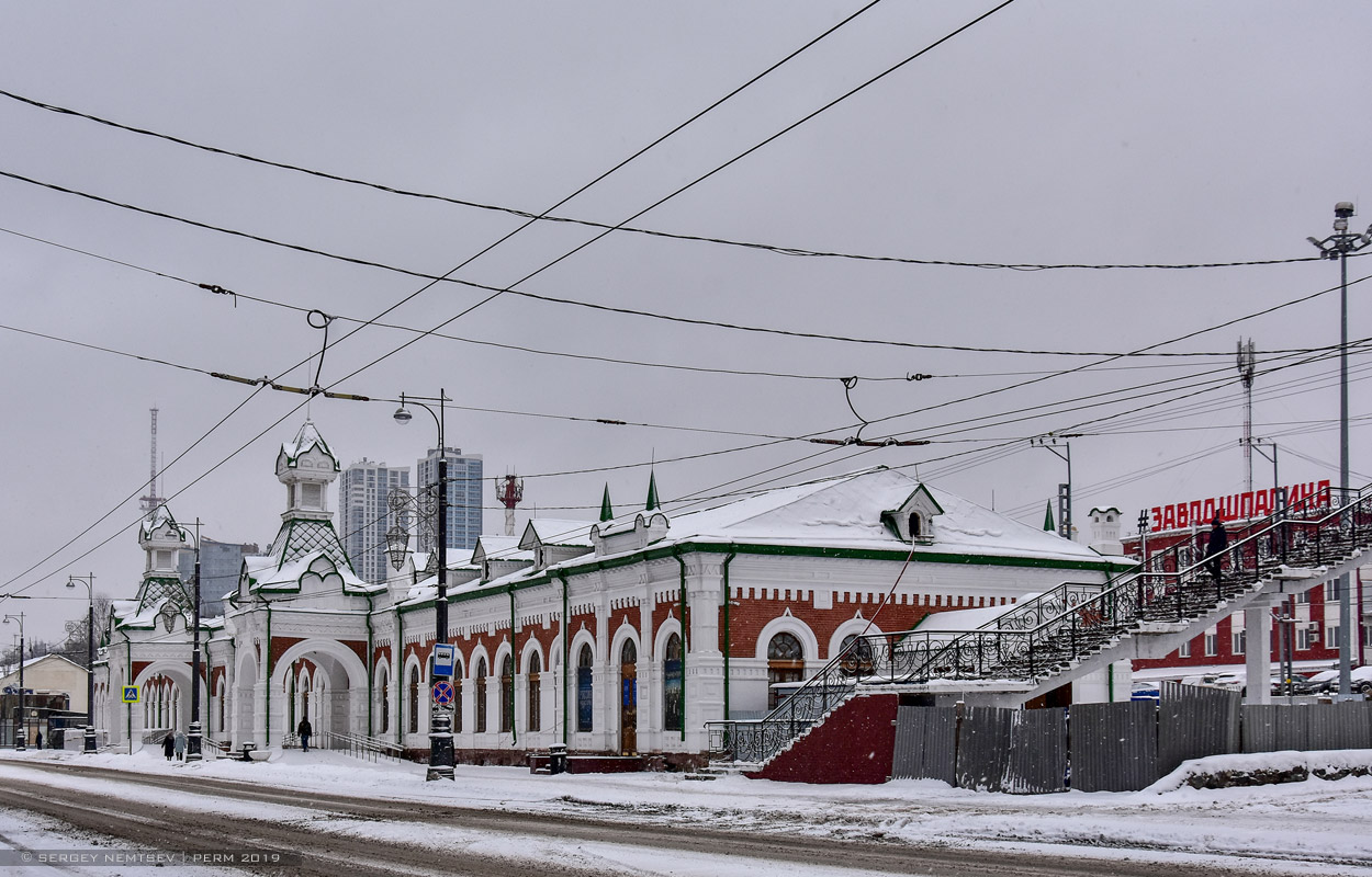 Пермь, Монастырская улица, 5