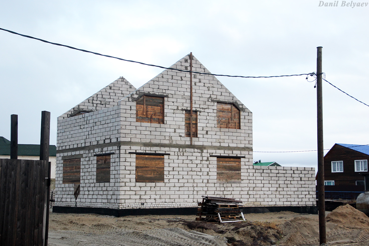 Нарьян-Мар, Российская улица, 40*