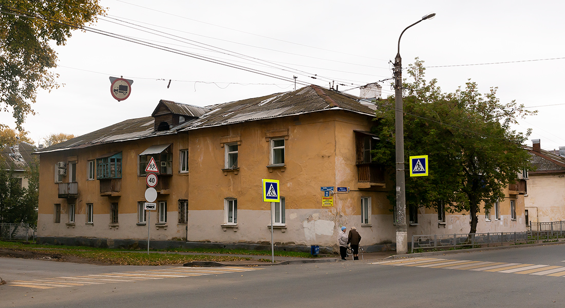 Уфа, Кольцевая улица, 121 / Улица Кулибина, 22