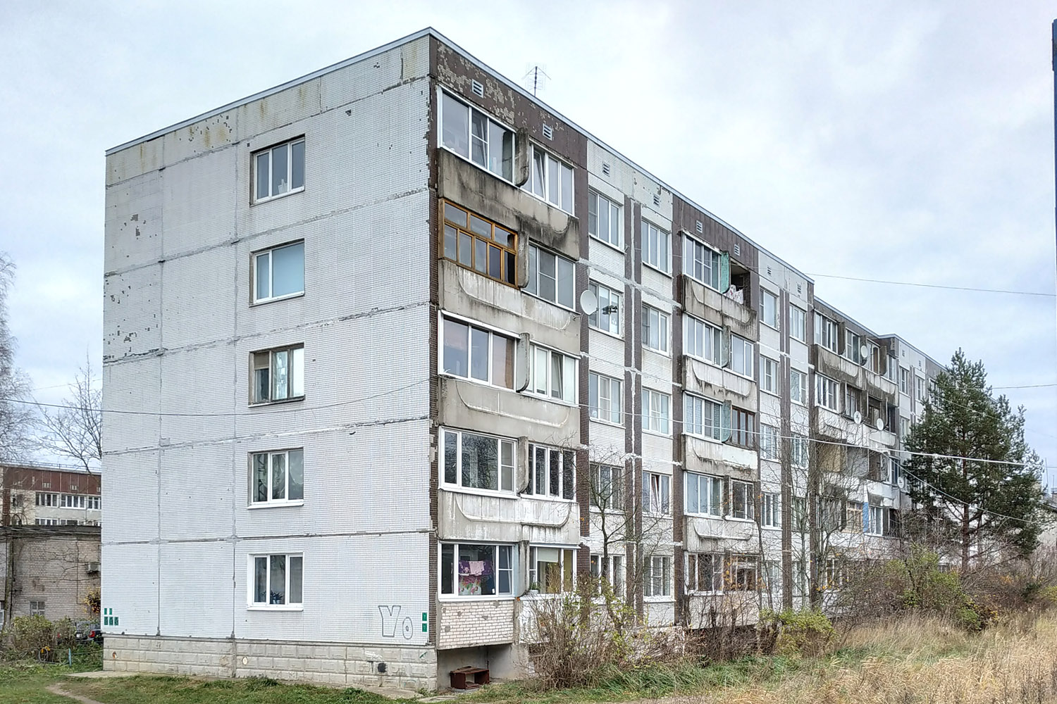 Гатчинский округ, прочие н. п., Лукаши, Школьная улица, 13