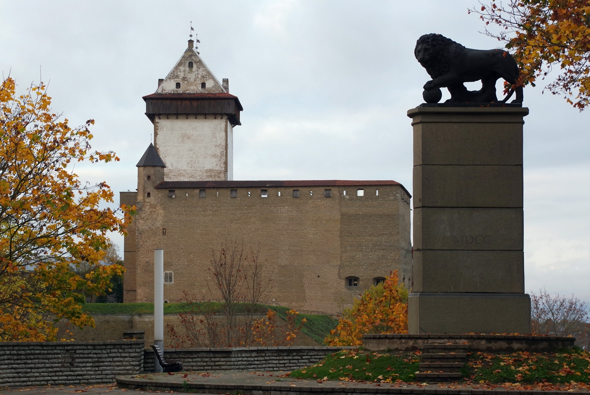Нарва, Peterburi maantee, 2