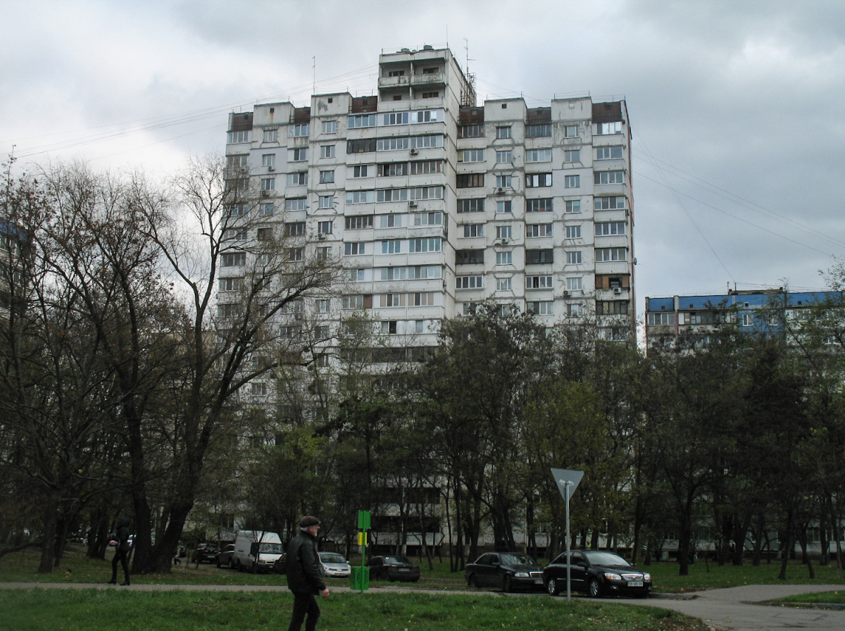 Kyiv, Бережанская улица, 18 Kyiv, Бережанская улица, 18