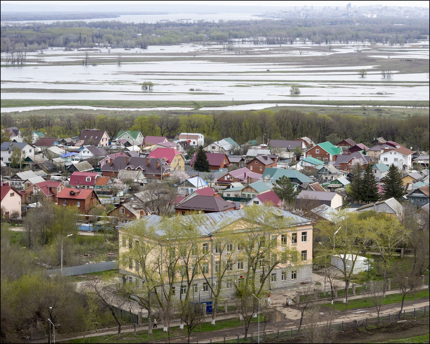 Новокуйбышевск, Улица Клары Цеткин, 24