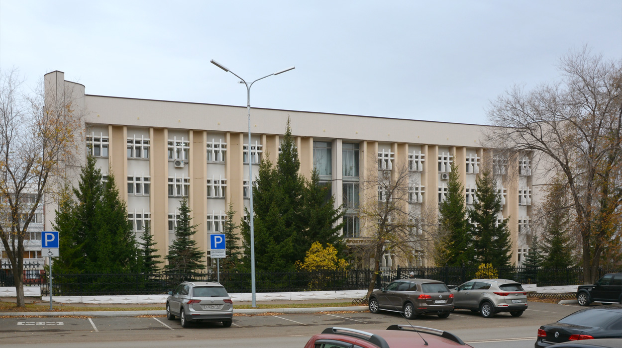 Набережные Челны, Улица Шамиля Усманова, 51А