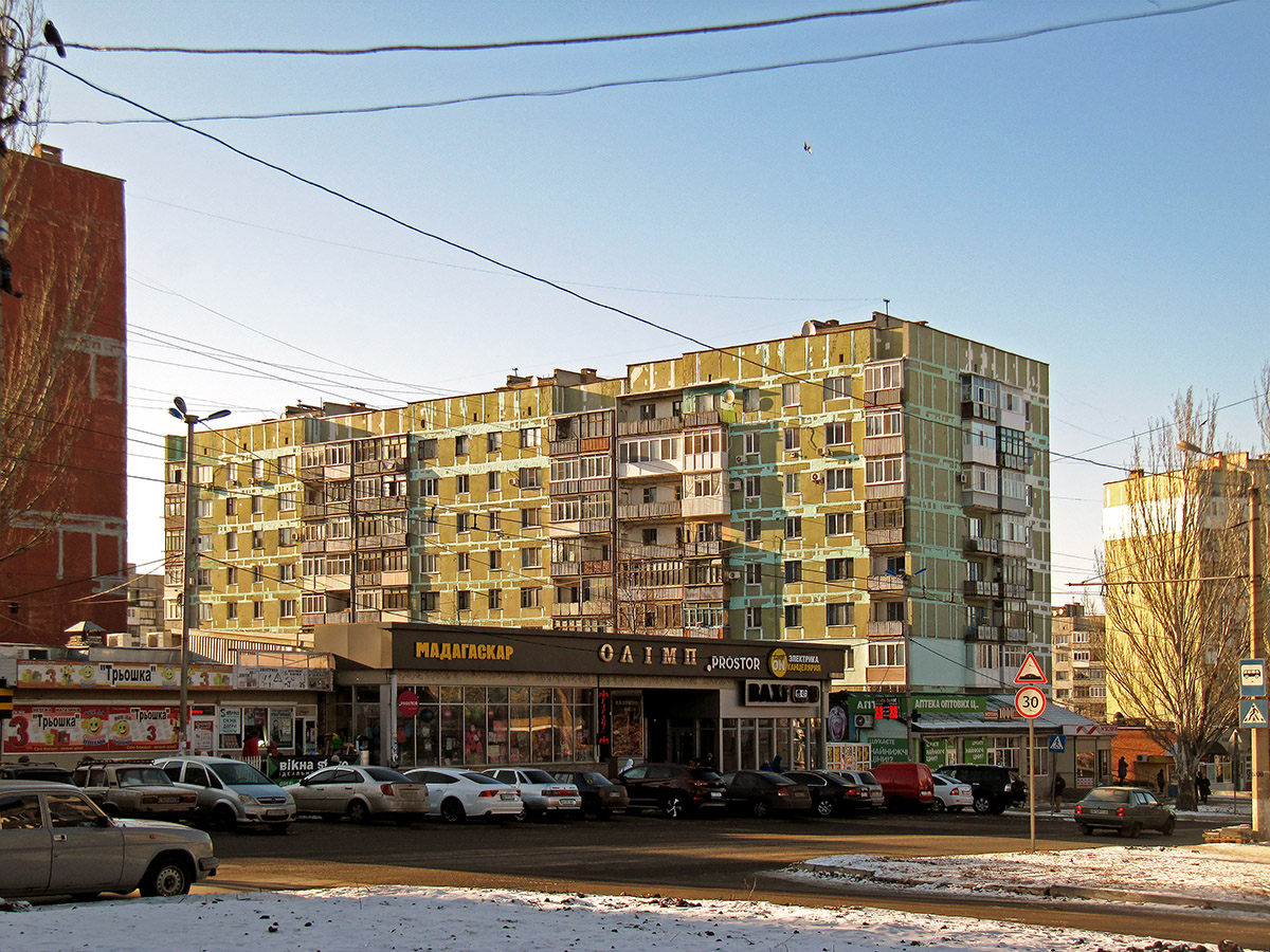 Артёмовск, Юбилейная улица, 85; Юбилейная улица, 83а