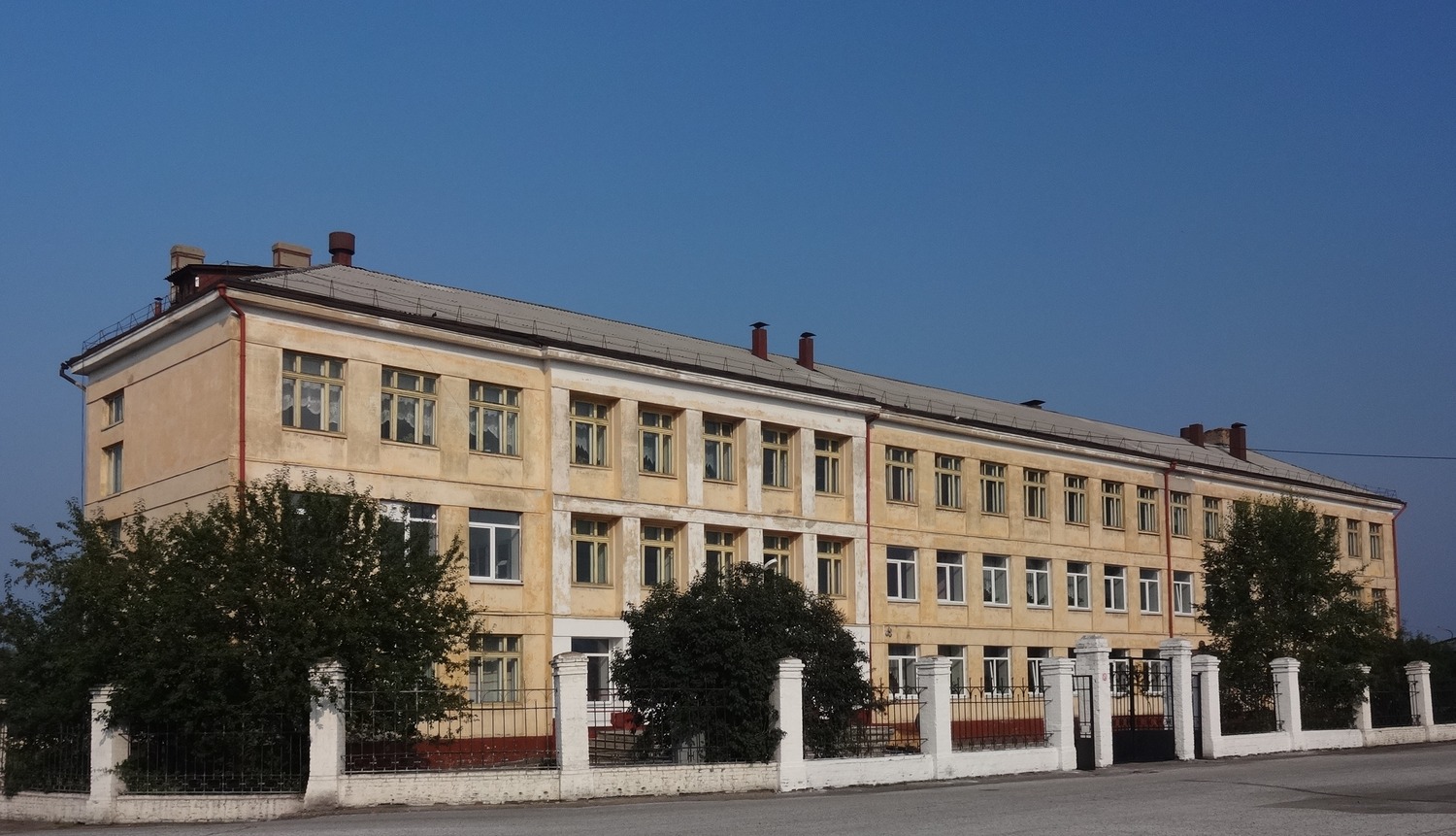 Слюдянка, Улица Героя Ивана Тонконога, 21