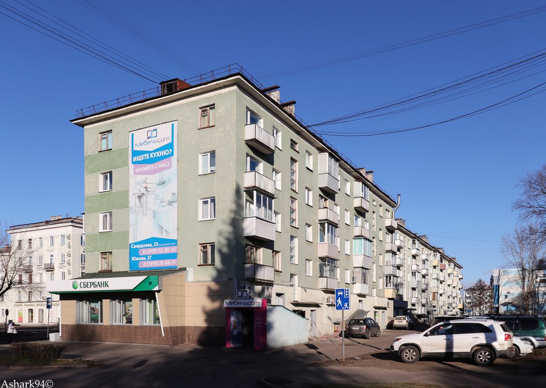 Zheleznogorsk, Улица Свердлова, 23 / Улица Крупской, 2
