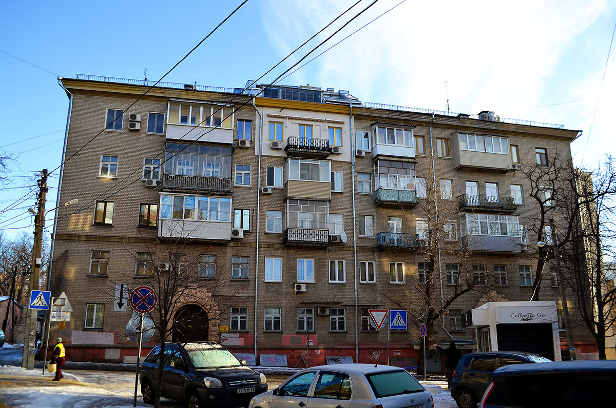 Харьков, Улица Маршала Бажанова, 11А