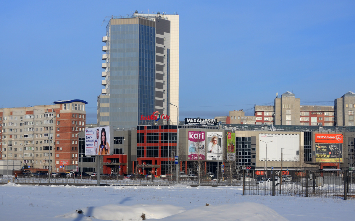 Омск, Улица 70 лет Октября, 19