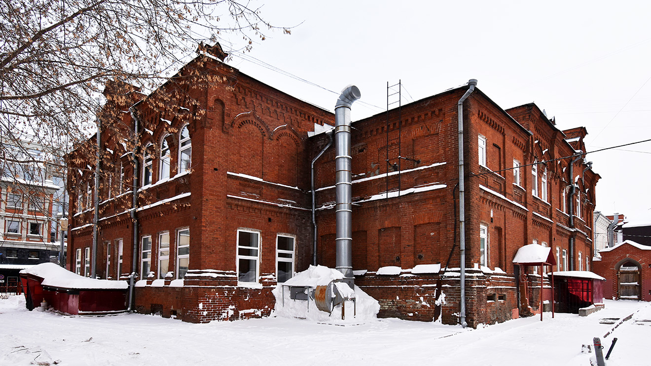 Пермь, Пермская улица, 55 / Улица Газеты "Звезда", 19