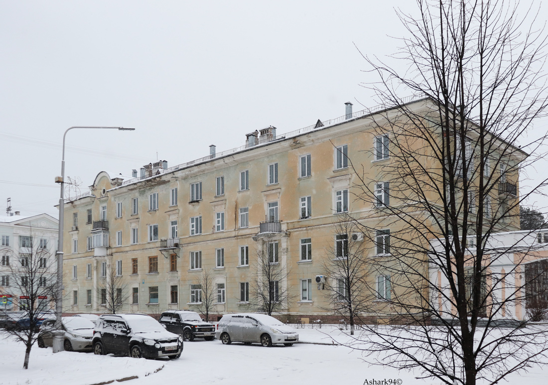 Железногорск, Улица XXII Партсъезда, 7 / школьная улица, 38