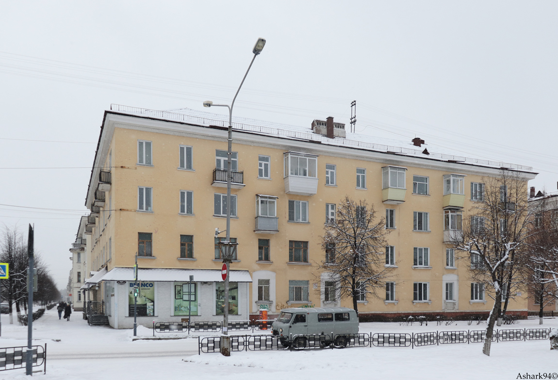 Железногорск, Улица Ленина, 30 / Улица Андреева, 15
