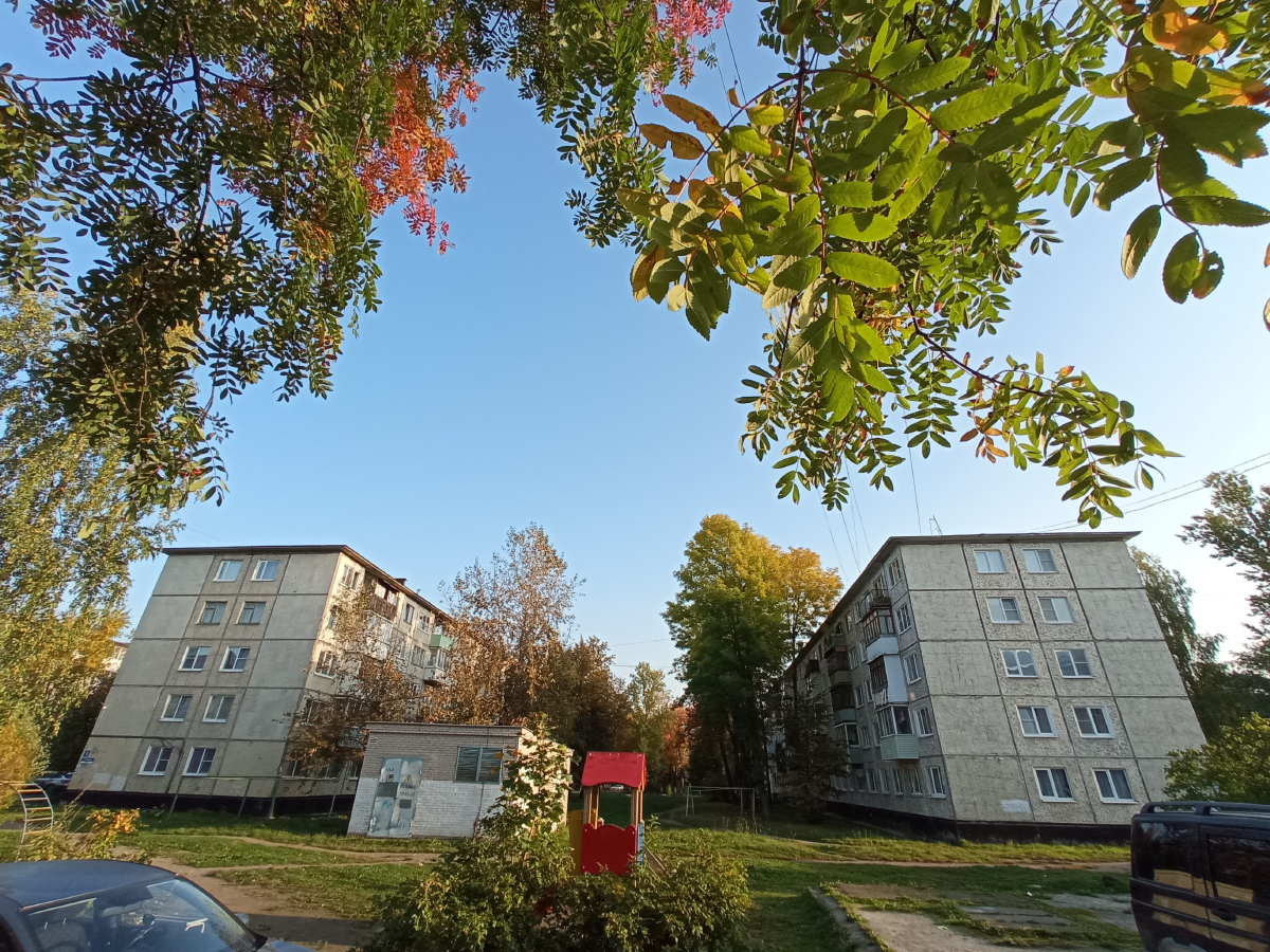 Великий Новгород, Улица Германа, 5; Улица Германа, 3