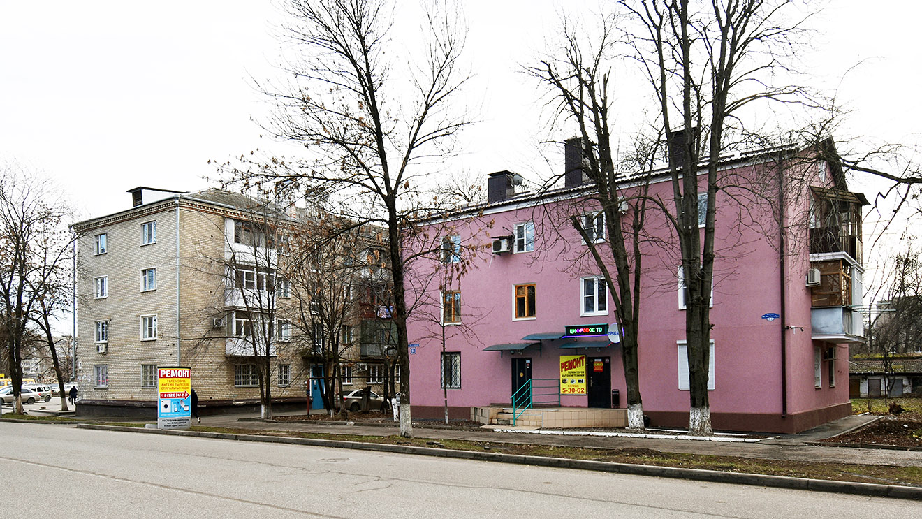 Минеральные Воды, Проспект XXII Партсъезда, 86 / улица 50 лет октября, 29; Улица 50 лет Октября, 31