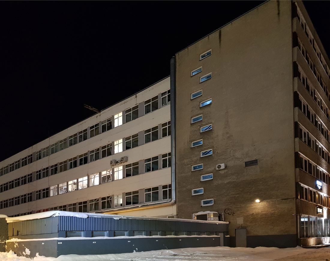 Таллин, Tatari, 64