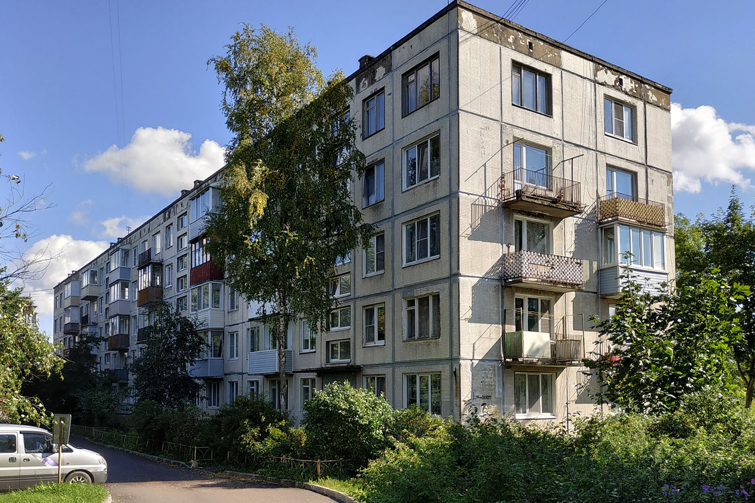 Pudost, Улица Зайончковского, 7