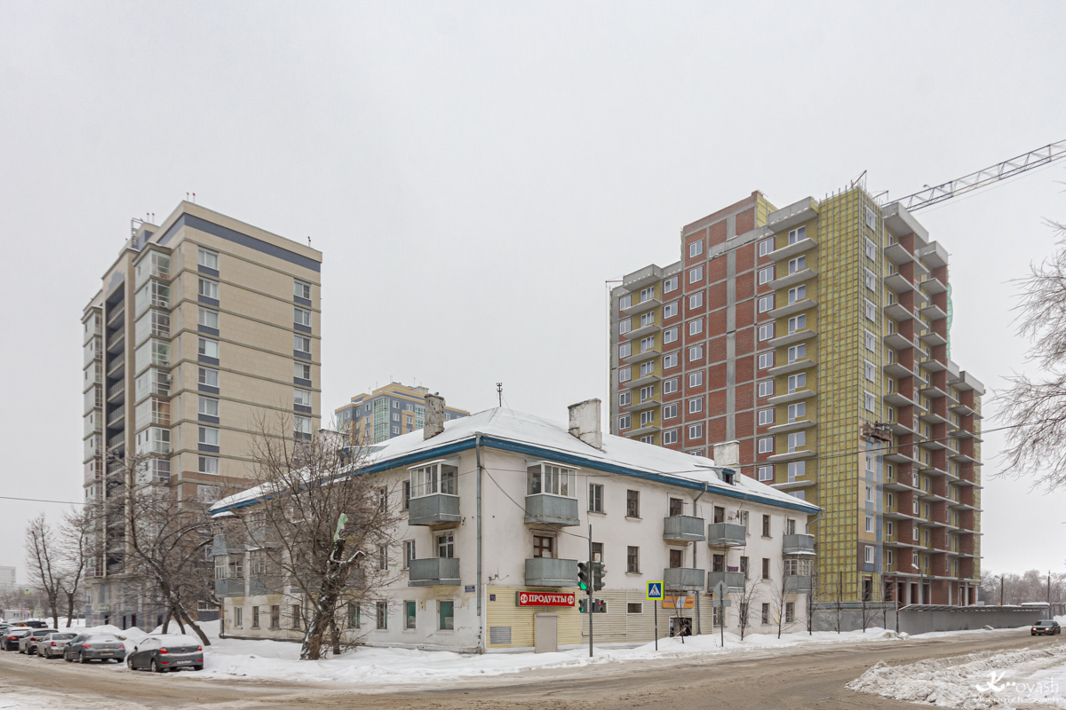 Казань, Краснококшайская улица, 84; Краснококшайская улица, 86 / Поперечно-Базарная улица, 12; Краснококшайская улица, 84А
