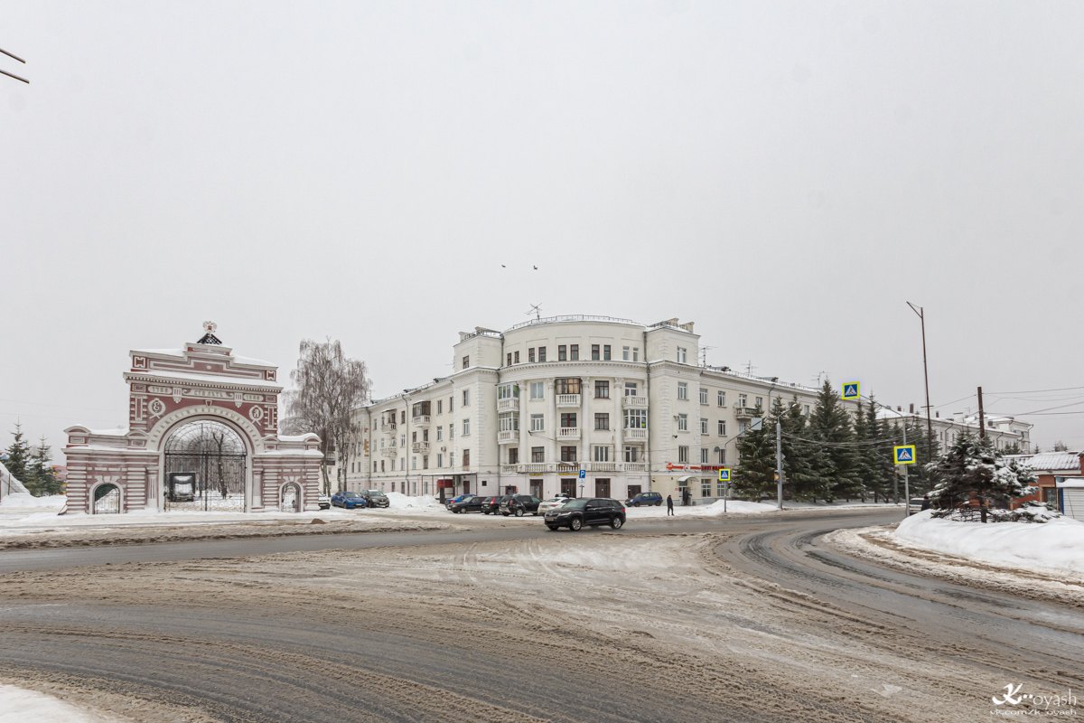 Kazań, Улица Богатырёва, 1*; Улица Богатырёва, 2 / Улица Степана Халтурина, 5