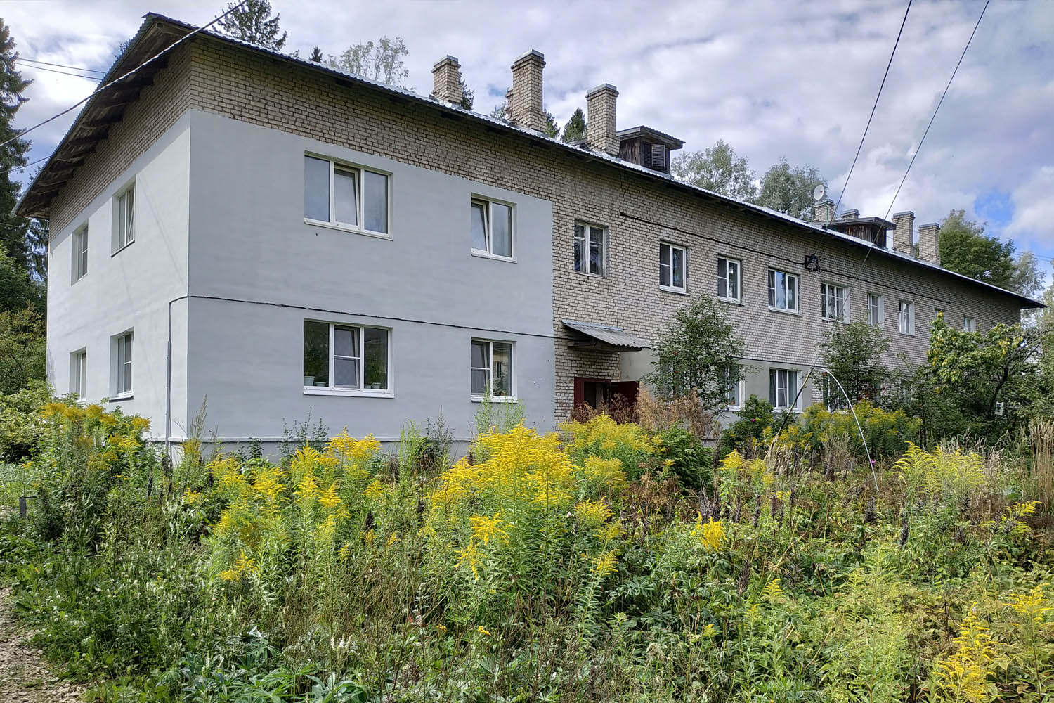 Кобринское, Центральная улица, 14