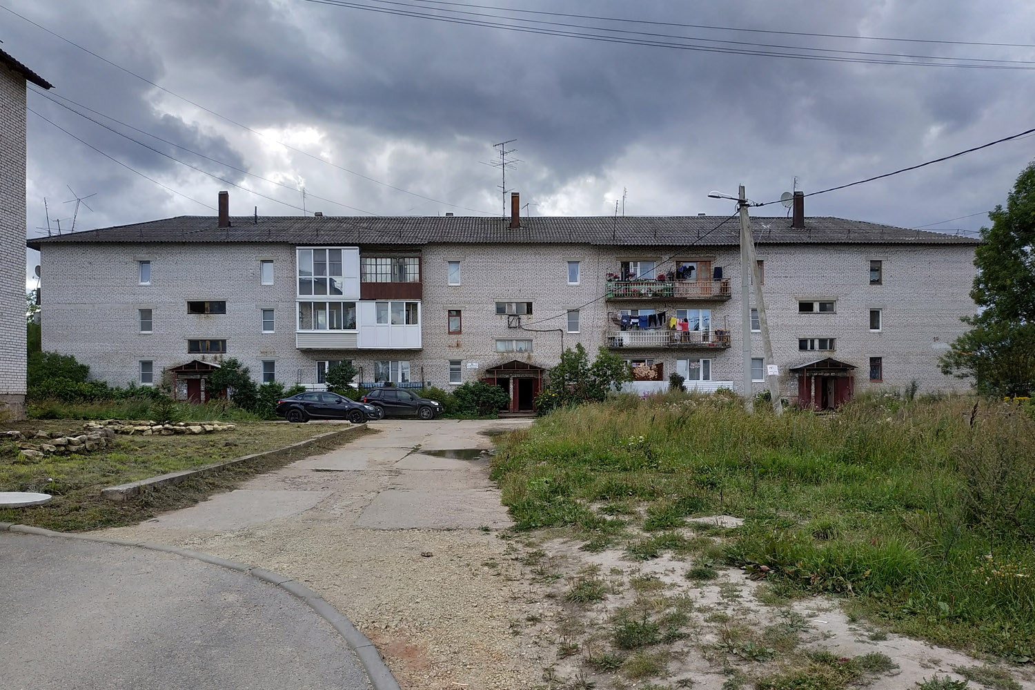 Кобринское, Центральная улица, 1б