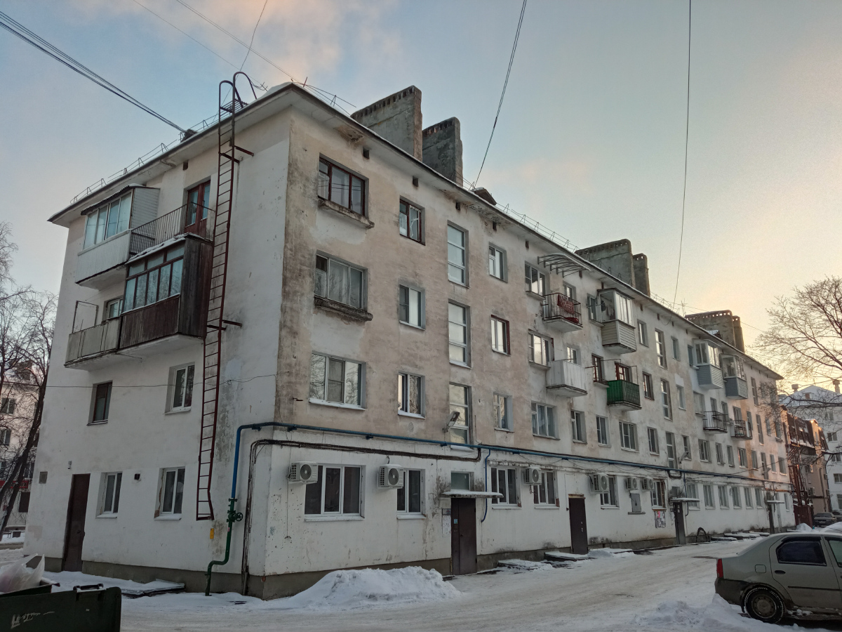 Великий Новгород, Воскресенский бульвар, 9