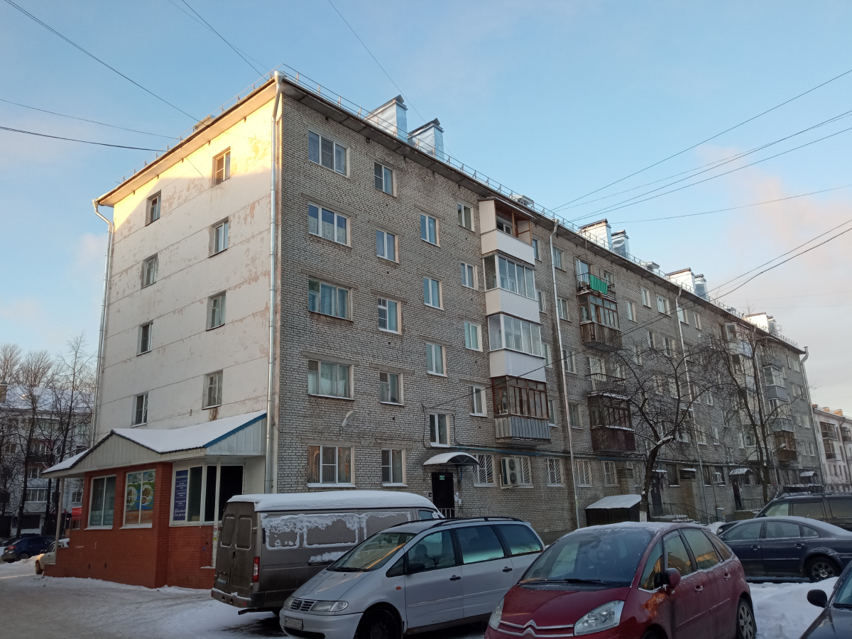 Великий Новгород, Воскресенский бульвар, 6