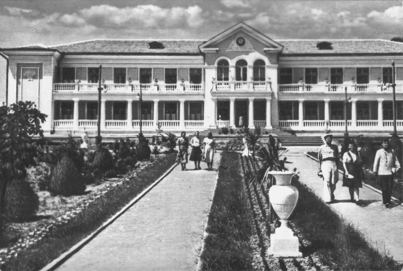 Одесса, Вулиця Посмітного, 1