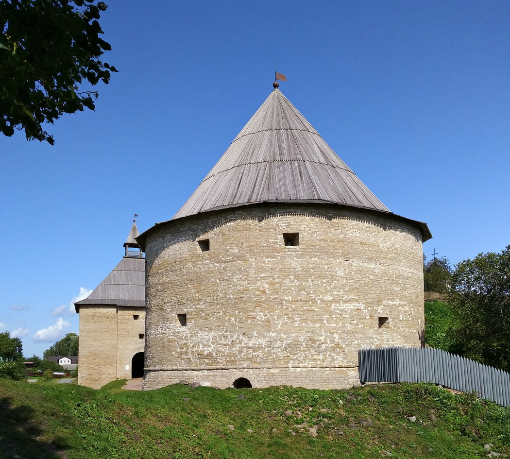 Staraya Ladoga, Волховский проспект, 19 Климентовская башня
