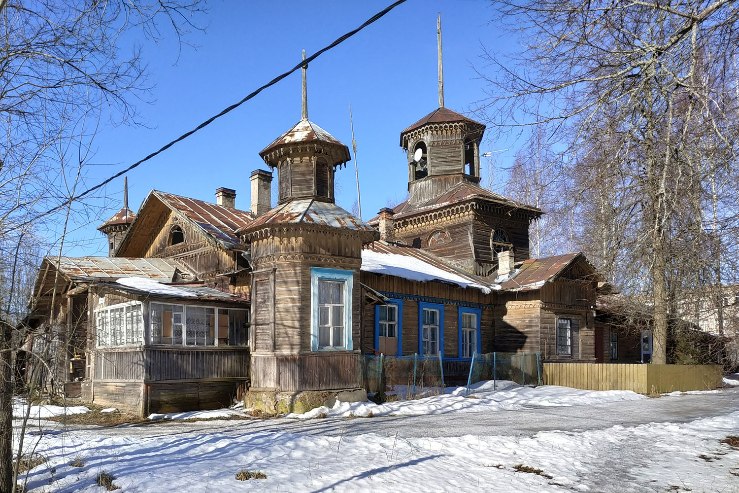 Дружная Горка, Улица Ленина, 15