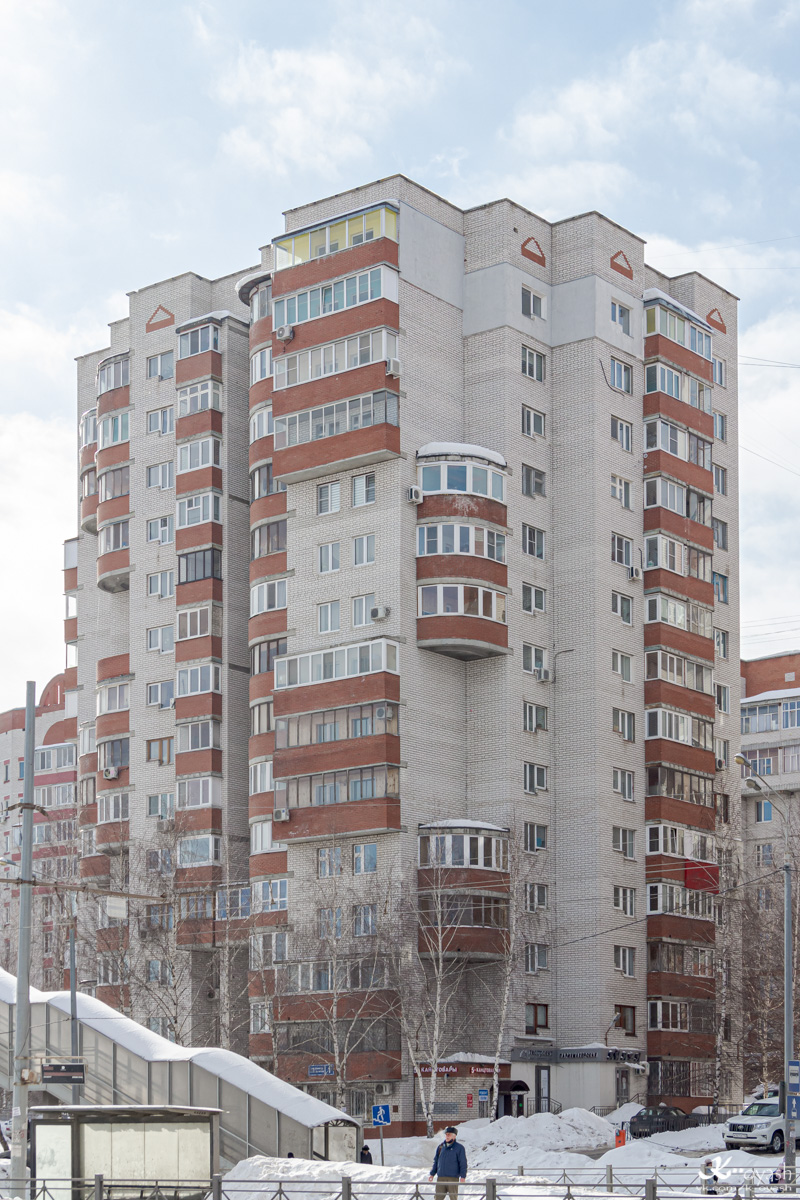 Казань, Азинская 2-я улица, 1
