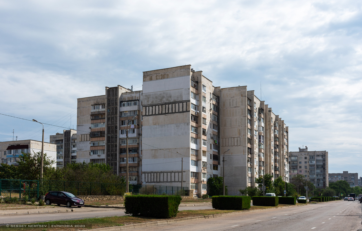 Евпатория, Улица 60 лет ВЛКСМ, 28; Улица 60 лет ВЛКСМ, 26А