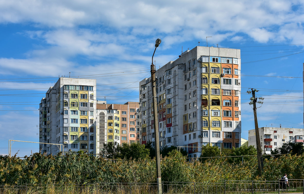 Керчь, Шоссе Героев Сталинграда, 10; Шоссе Героев Сталинграда, 6