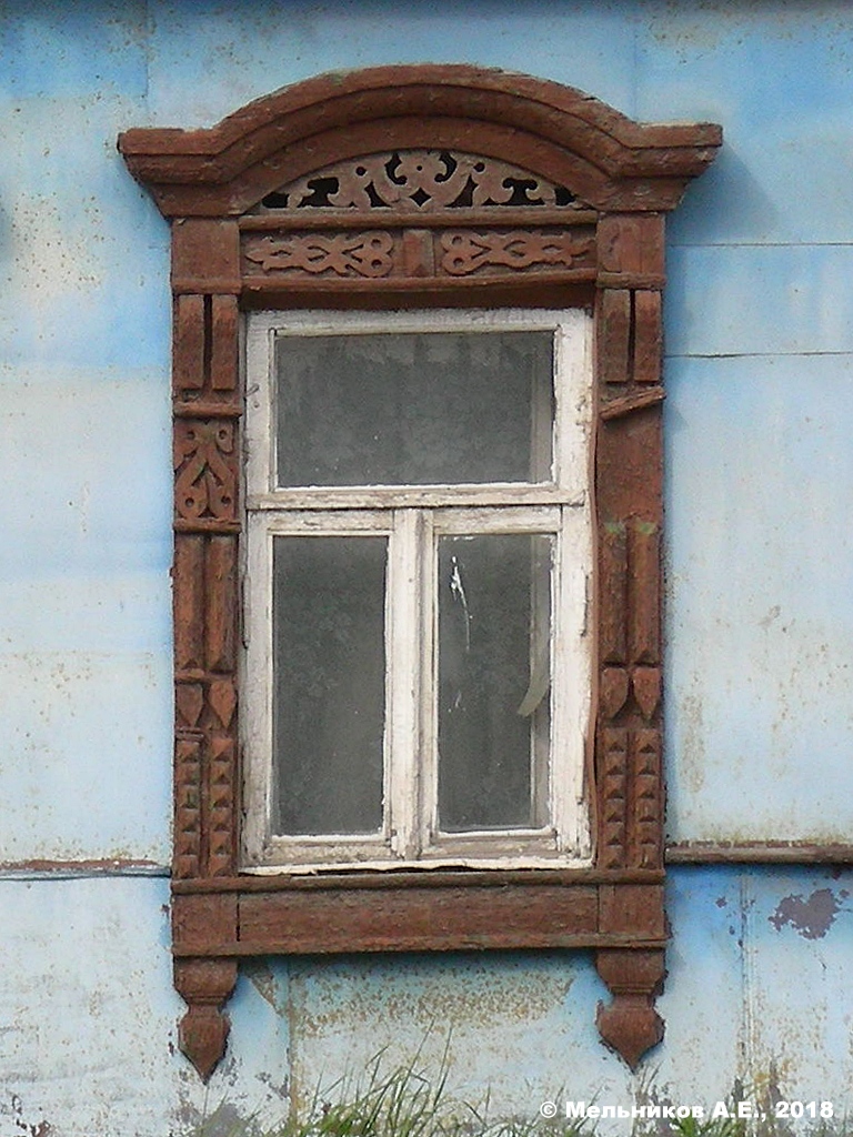 Иваново, Улица Носова, 5 / 1-й Завокзальный переулок, 34. Резные наличники