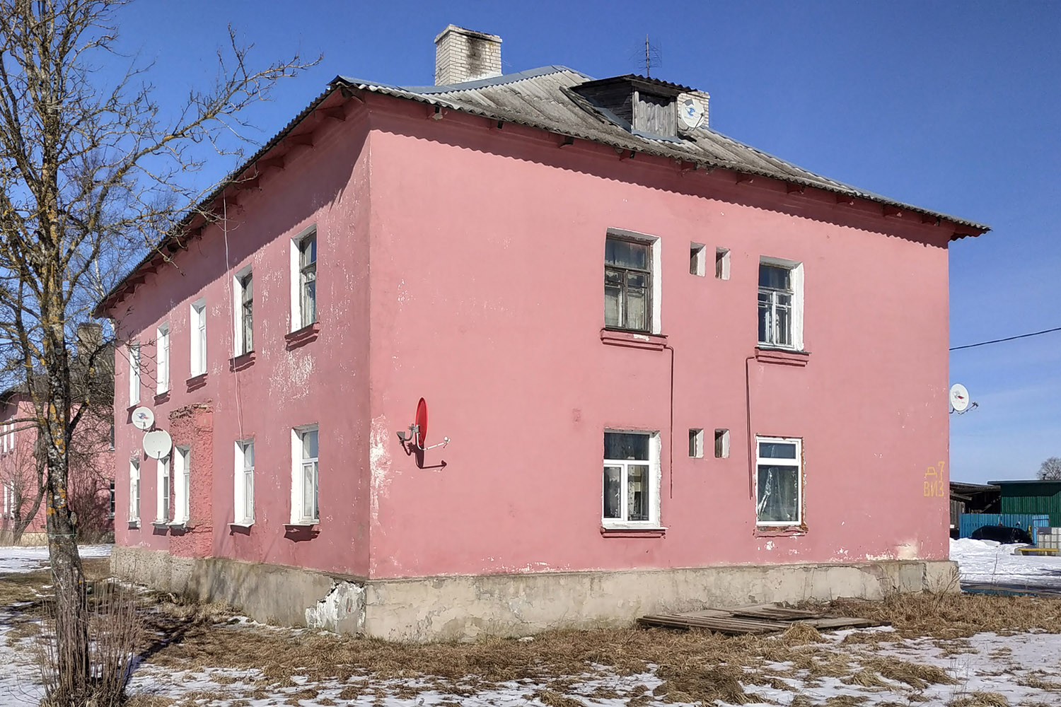 Волосовский район, прочие н. п., Извара, улица Виз, 7