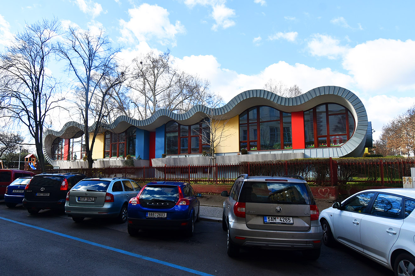 Прага, Kostelní, 7