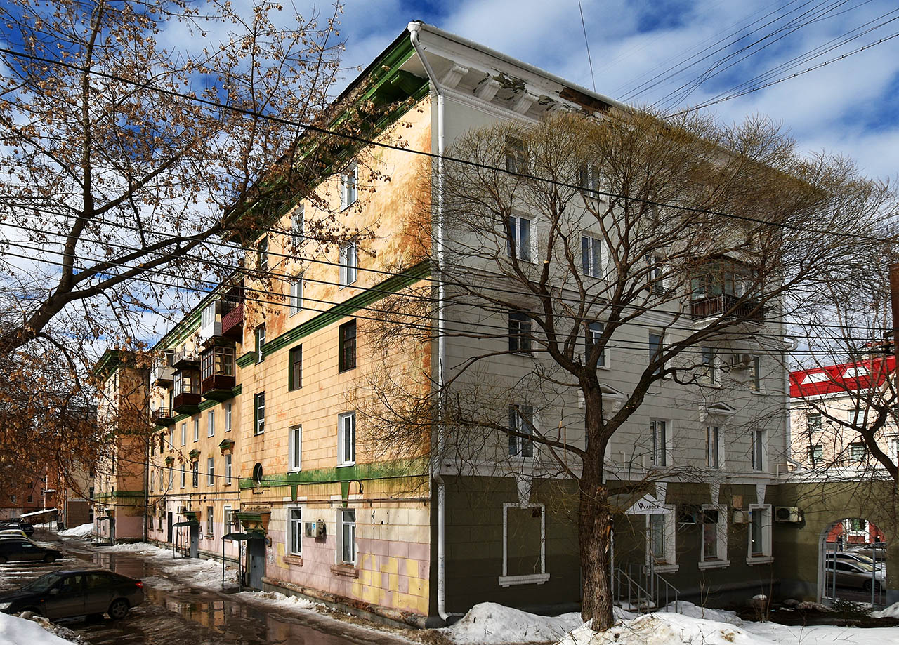 Пермь, Улица Ленина, 100