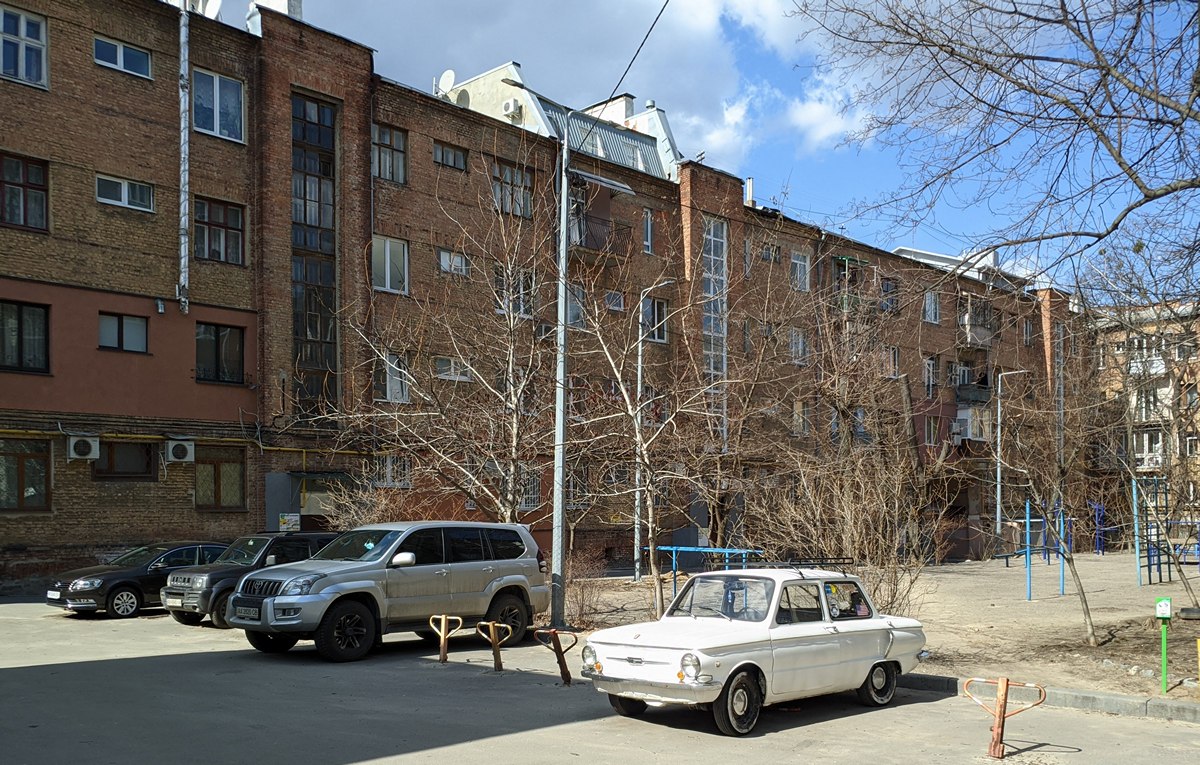 Харьков, Улица Чичибабина, 2