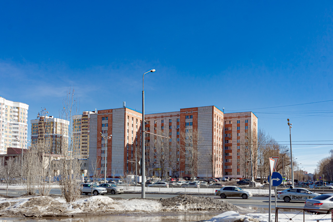 Kazan, Улица Фатыха Амирхана, 12