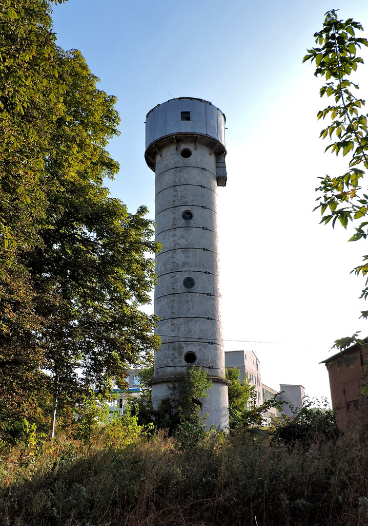 Ахтырка, Улица Андрея Шаталова, 1