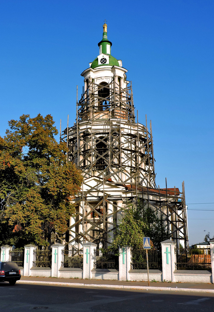 Ахтырка, Соборная площадь, 1