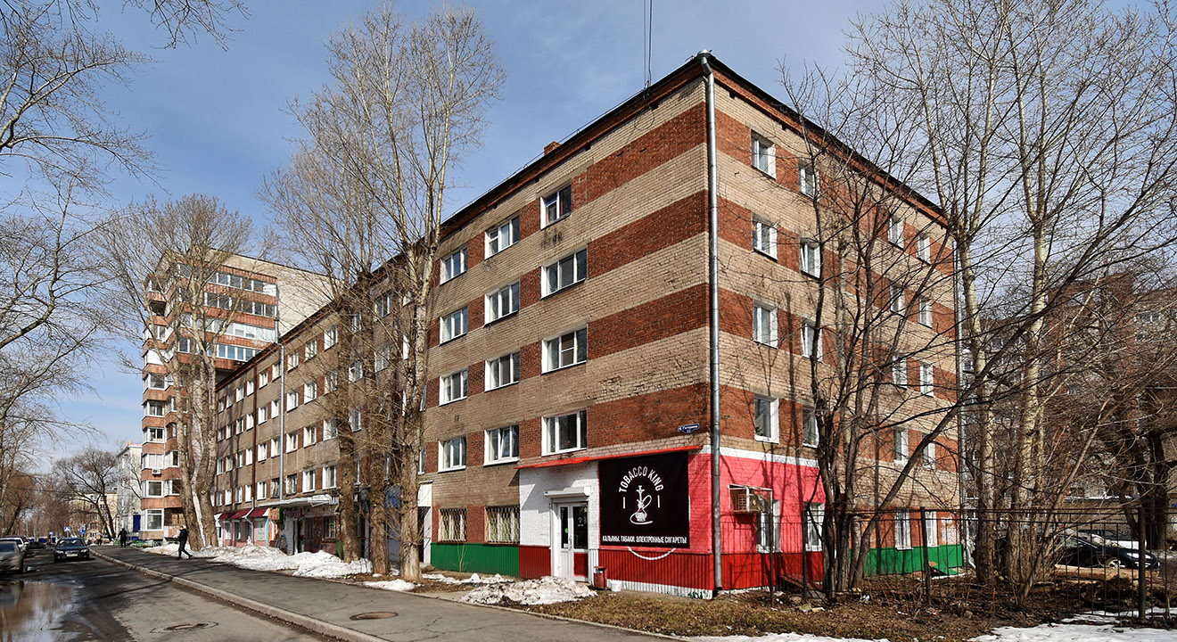 Пермь, Студенческая улица, 25А; Бульвар Гагарина, 53