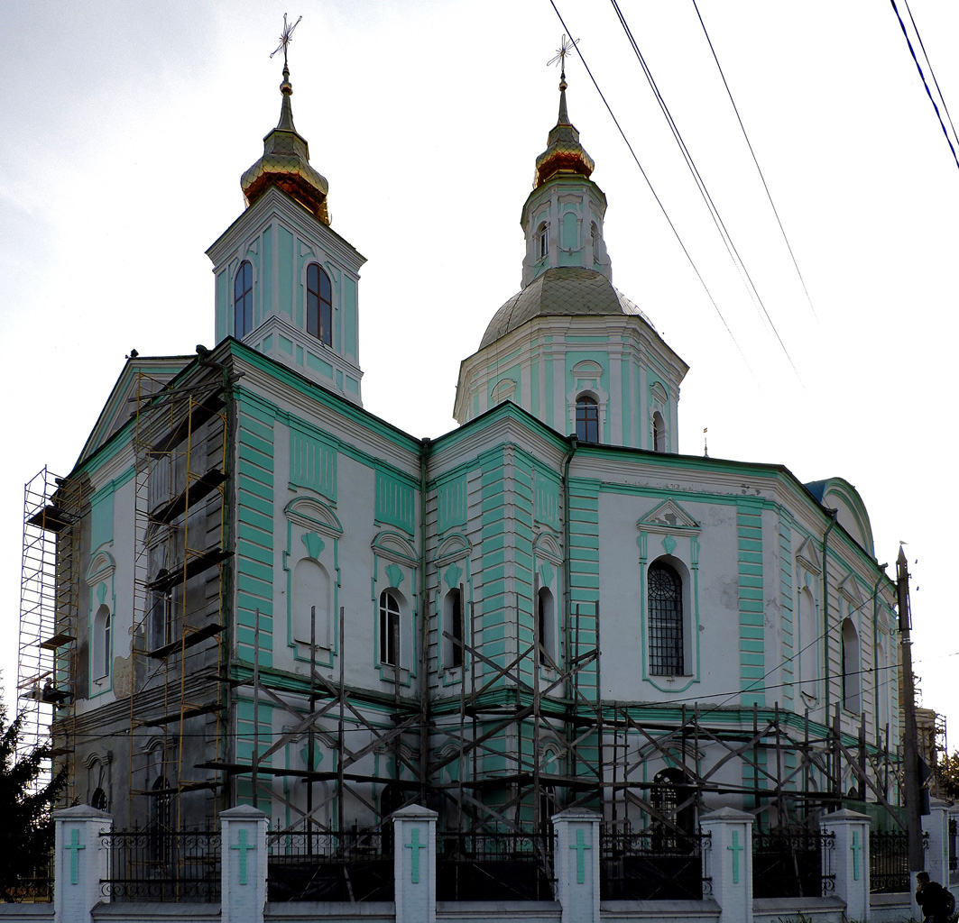 Ахтырка, Соборная площадь, 1