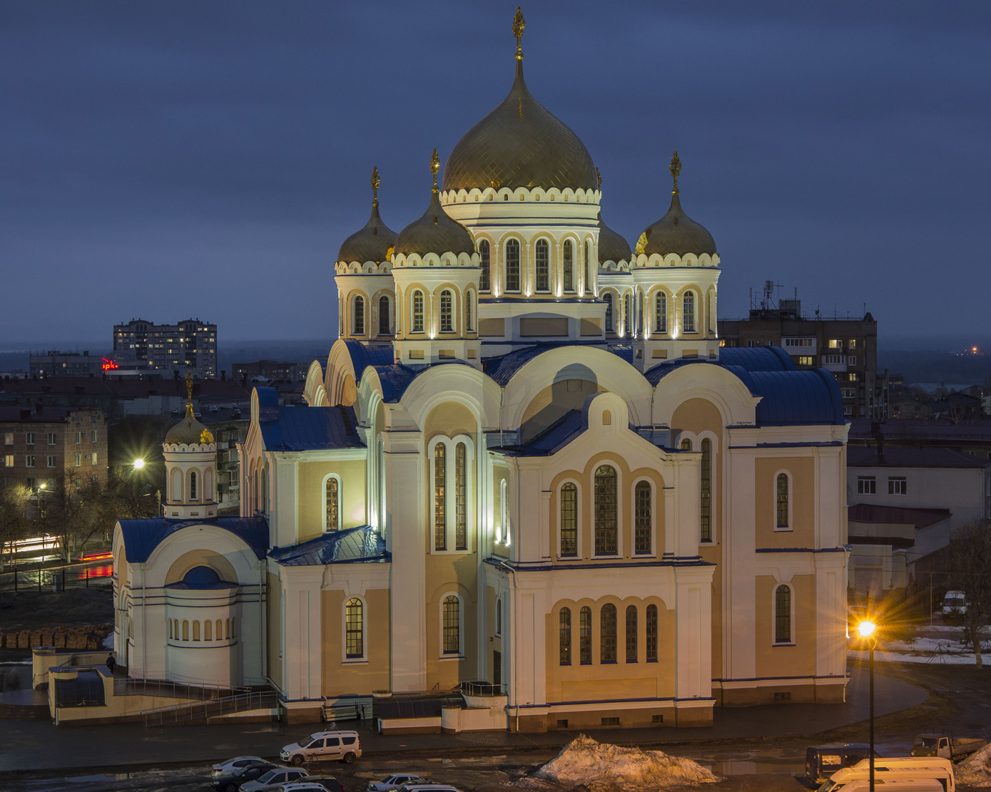 Новокуйбышевск, Улица Островского, 2