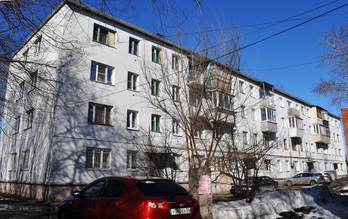 Омск, Улица Алексея Полторацкого, 56А